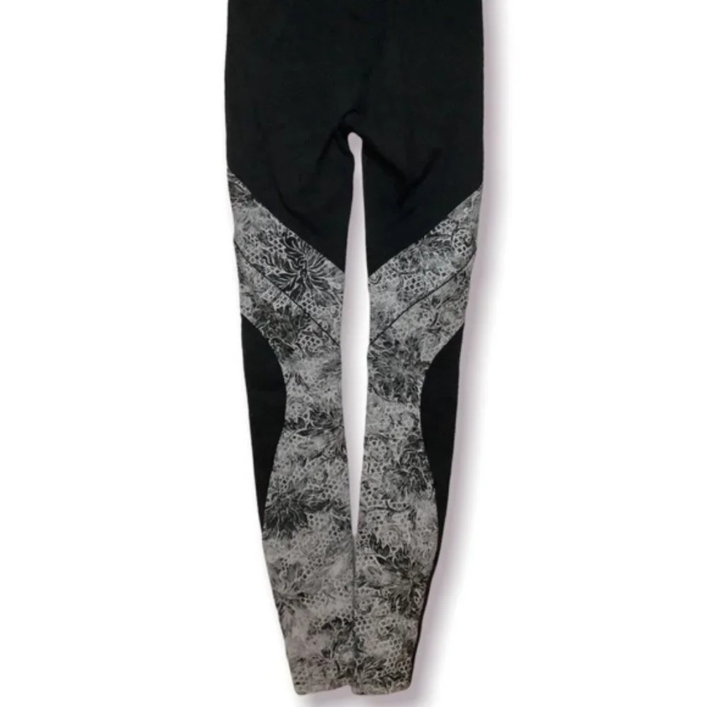 Lululemon Sweat & Repeat Leggings Size 2